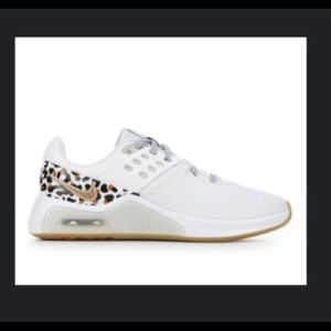 Nike Air Bella Training Sneakers